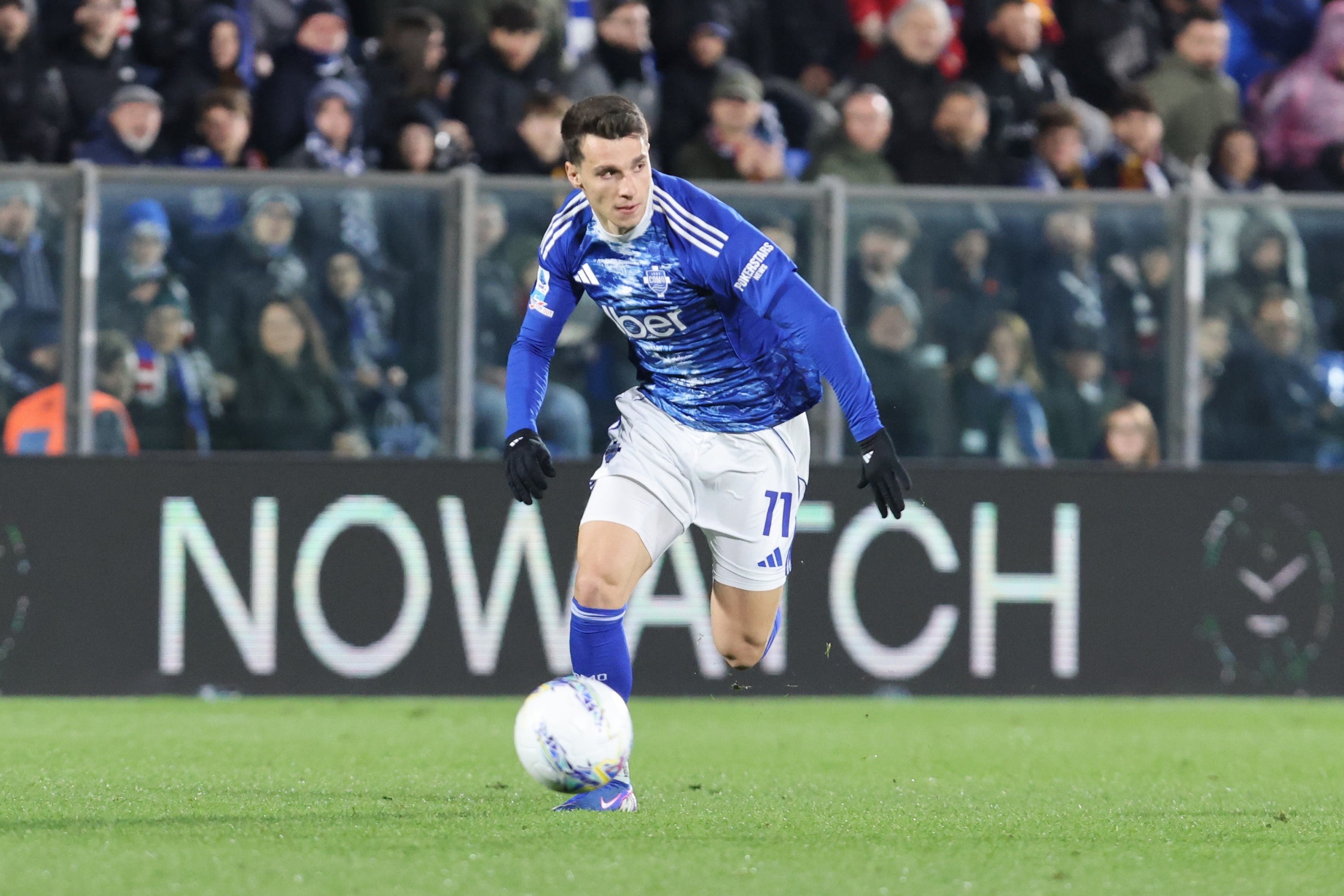 LIVE Alle 12 Como-Parma: Fabregas punta su Douvikas. Cuesta con Strefezza-Pellegrino